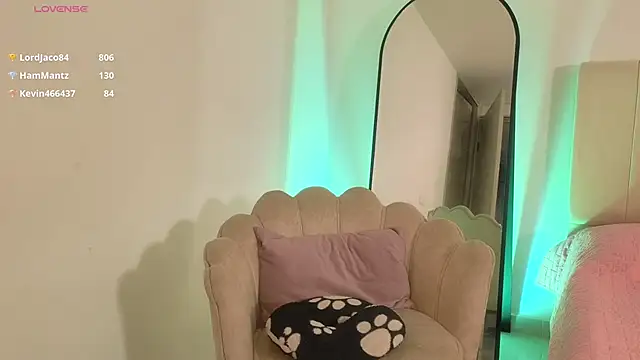 Hannawilliamss online show from January 31, 2025, 11:35 pm