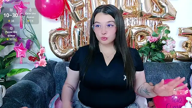 abbygarcia oli online show from April 8, 2026, 6:42 pm