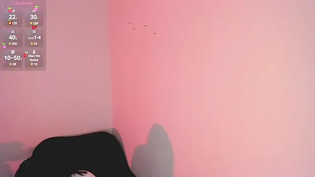 Snapshot of lovely__martina chatting on October 28, 2025, 8:52 pm lovely martina online show from October 28, 2025, 8:52 pm