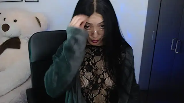 Suzanne abbey online show from September 8, 2025, 11:15 pm