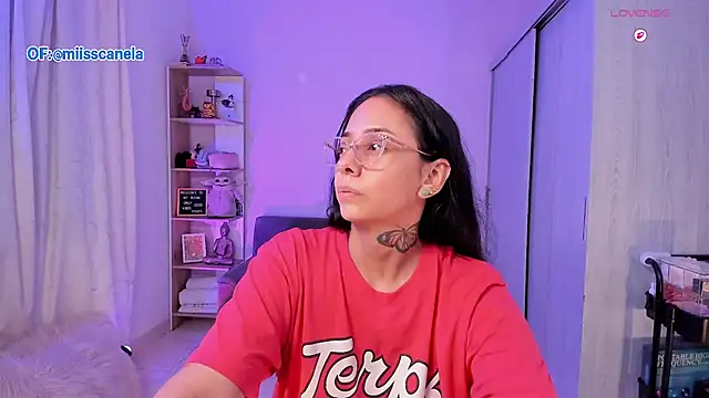 Aleja24Evans online show from December 1, 2025, 2:12 am