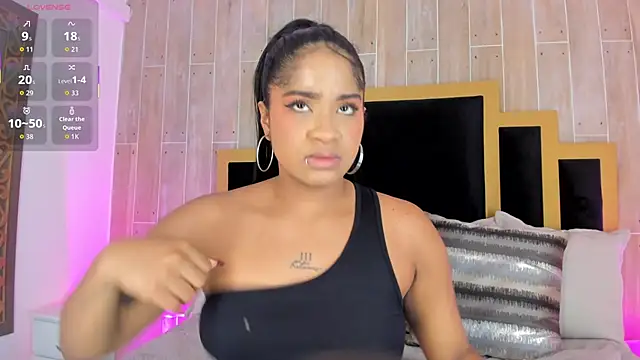 CamilaFoox1 online show from September 12, 2025, 7:46 pm
