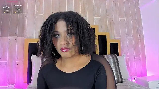 CamilaFoox1 online show from September 16, 2025, 7:37 pm