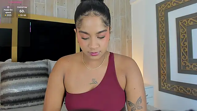 CamilaFoox1 online show from September 11, 2025, 8:20 pm
