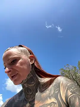 Inked lorena online show from March 29, 2026, 9:11 am