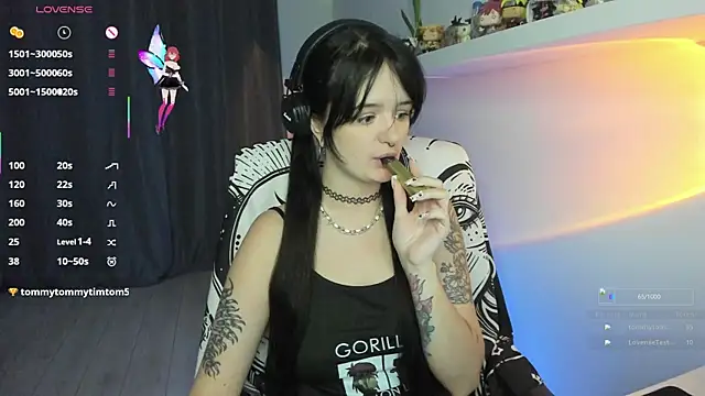 SashaSunlight online show from November 20, 2025, 4:07 pm