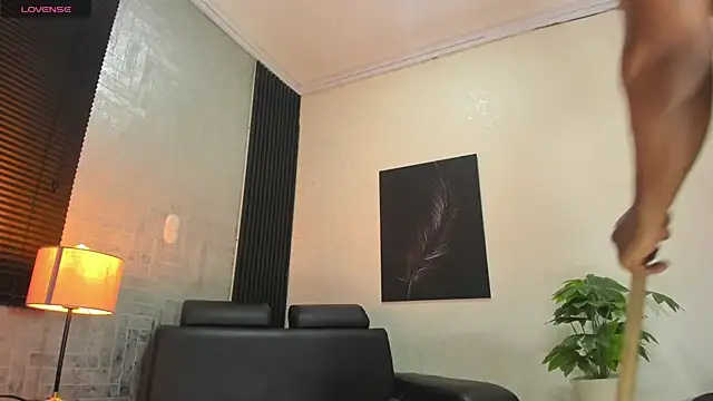 Snapshot of RicoBrown777_ chatting on September 18, 2025, 4:37 am RicoBrown777  online show from September 18, 2025, 4:37 am