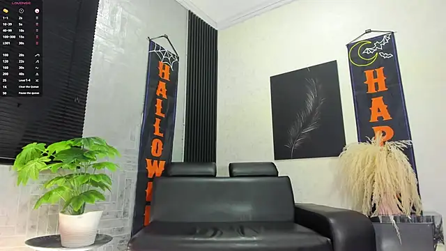 Snapshot of RicoBrown777_ chatting on October 8, 2025, 5:20 am RicoBrown777  online show from October 8, 2025, 5:20 am