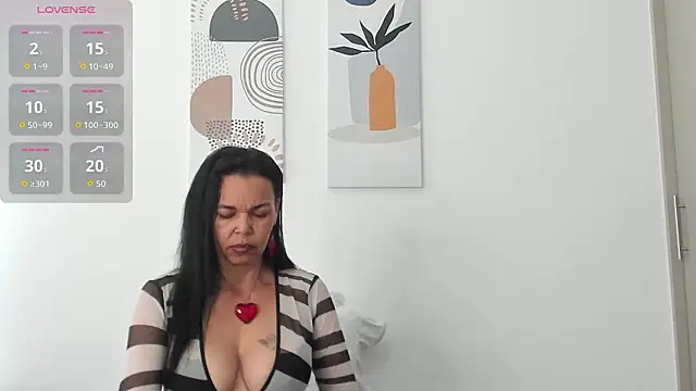 Snapshot of Evawalker_ chatting on February 3, 2026, 2:22 pm Evawalker online show from February 3, 2026, 2:22 pm