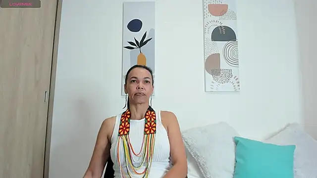 Evawalker  online show from February 5, 2025, 1:47 am