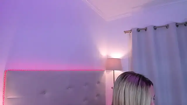 MissMaria online show from February 14, 2026, 4:02 am