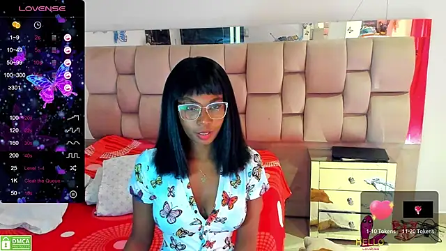 Snapshot of ZaraMartinez chatting on February 22, 2025, 7:47 pm ZaraMartinez online show from February 22, 2025, 7:47 pm