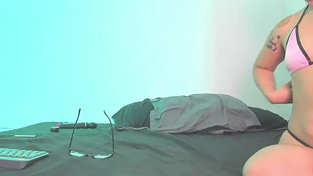 evanandsunny online show from October 6, 2025, 2:24 am