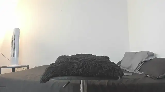 evanandsunny online show from December 14, 2024, 7:46 pm