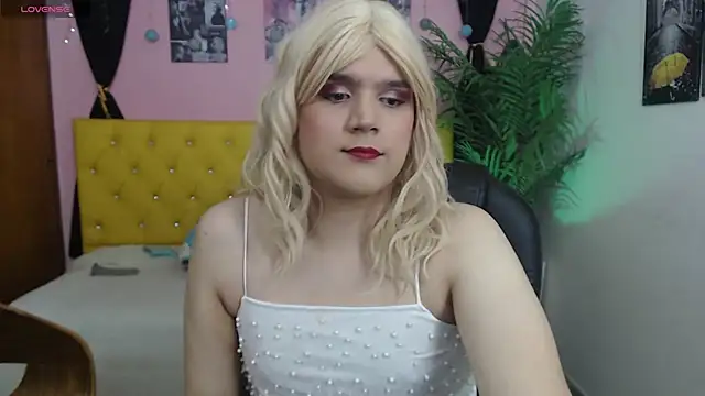 Snapshot of Aidan_twink chatting on February 5, 2025, 10:55 pm Aidan twink online show from February 5, 2025, 10:55 pm
