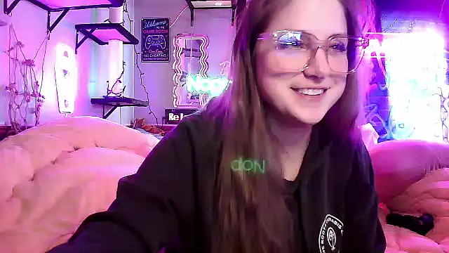 Snapshot of mirannacult chatting on February 25, 2025, 8:32 pm mirannacult online show from February 25, 2025, 8:32 pm