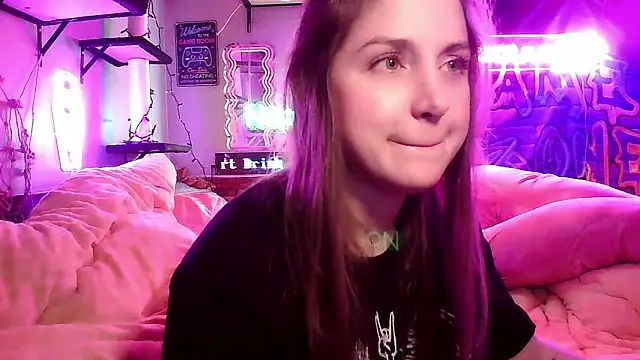 Snapshot of mirannacult chatting on February 27, 2025, 7:41 am mirannacult online show from February 27, 2025, 7:41 am