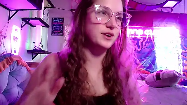 Snapshot of mirannacult chatting on February 1, 2025, 9:19 pm mirannacult online show from February 1, 2025, 9:19 pm