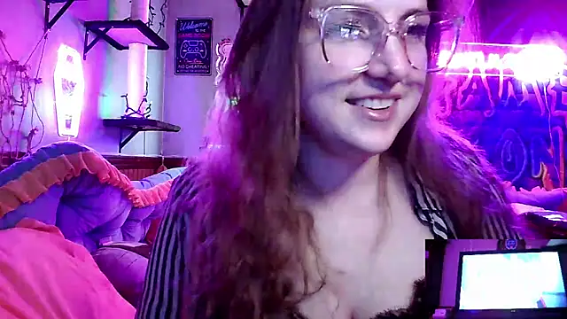 Snapshot of mirannacult chatting on February 2, 2025, 12:19 am mirannacult online show from February 2, 2025, 12:19 am