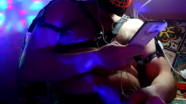 Snapshot of Alpha_theking chatting on October 12, 2025, 4:58 am Alpha theking online show from October 12, 2025, 4:58 am