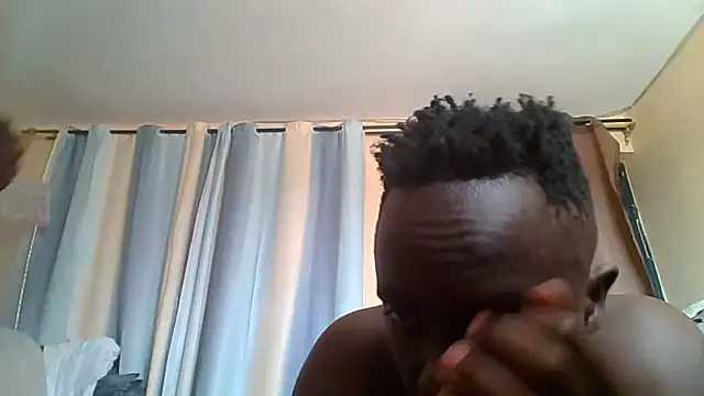 Snapshot of likys123 chatting on November 16, 2025, 11:15 am likys123 online show from November 16, 2025, 11:15 am