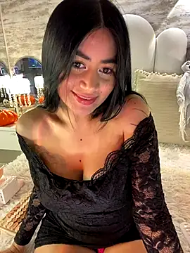  MadiLee  online show from October 19, 2025, 2:58 am