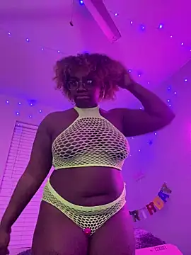 LillShayy online show from November 8, 2025, 4:49 am