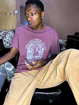 Snapshot of fireboyafrica chatting on October 14, 2025, 7:20 am fireboyafrica online show from October 14, 2025, 7:20 am