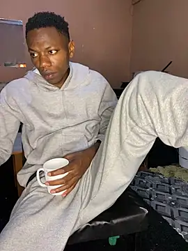 Snapshot of fireboyafrica chatting on October 23, 2025, 5:28 am fireboyafrica online show from October 23, 2025, 5:28 am