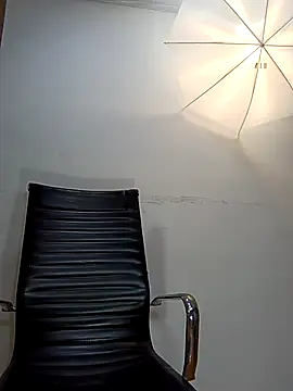 Snapshot of Michelle_Brito1 chatting on March 12, 2025, 7:04 pm Michelle Brito1 online show from March 12, 2025, 7:04 pm