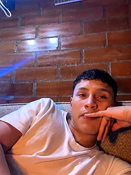 Snapshot of pipeynick chatting on October 17, 2025, 1:20 am pipeynick online show from October 17, 2025, 1:20 am