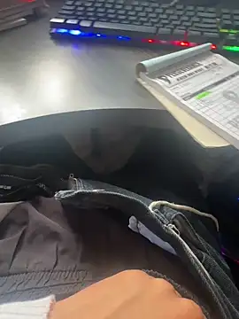 pipeynick online show from November 13, 2025, 9:51 pm