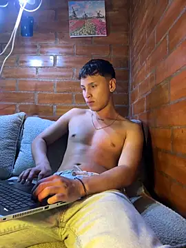 Snapshot of pipeynick chatting on October 8, 2025, 1:07 am pipeynick online show from October 8, 2025, 1:07 am