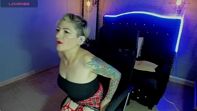 Maria fernandaxxx  online show from January 27, 2025, 7:46 pm