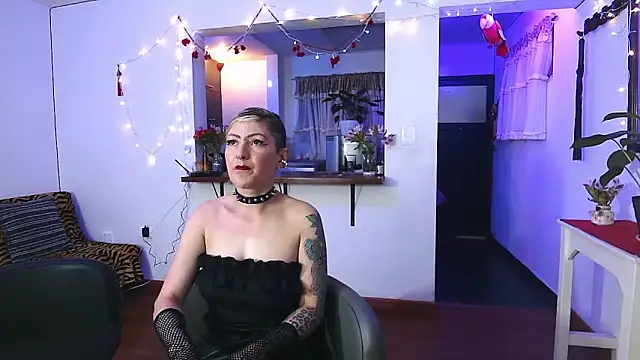 Maria fernandaxxx  online show from February 5, 2025, 10:22 pm