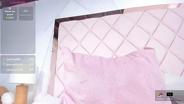 karina mason online show from November 10, 2025, 1:54 am