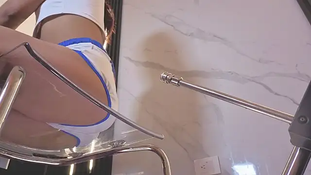 Snapshot of Scarlet_Red_ chatting on February 21, 2026, 12:07 pm Scarlet Red online show from February 21, 2026, 12:07 pm