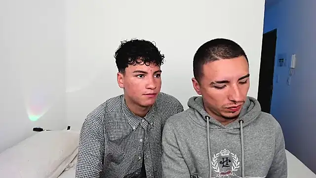 sweet boys xx online show from October 24, 2025, 11:31 am