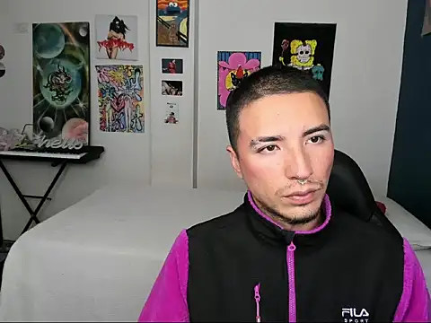 sweet boys xx online show from September 18, 2025, 12:08 pm