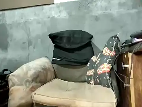 bumbumtatuado online show from December 23, 2025, 2:22 am