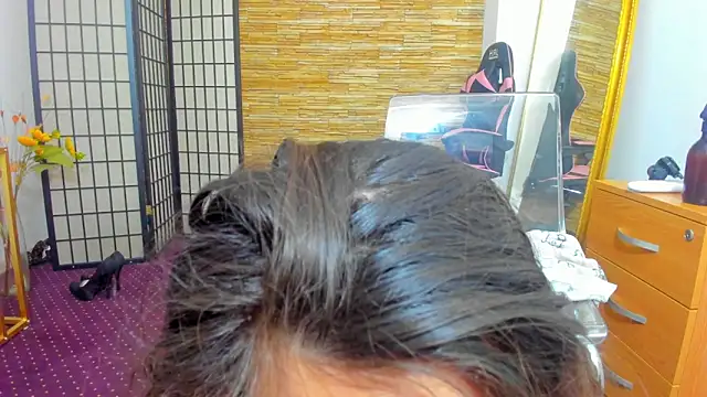 AishaRouhi online show from February 28, 2026, 4:56 am