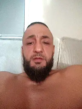 Reeeks69 online show from April 19, 2026, 5:30 am