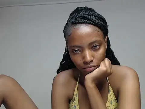 nanaswee online show from October 9, 2025, 4:51 pm