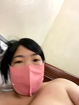 Snapshot of Hachi_Sweetbabie_ chatting on September 29, 2025, 10:44 am Hachi Sweetbabie  online show from September 29, 2025, 10:44 am