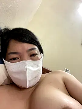 Snapshot of Hachi_Sweetbabie_ chatting on October 14, 2025, 3:18 am Hachi Sweetbabie  online show from October 14, 2025, 3:18 am