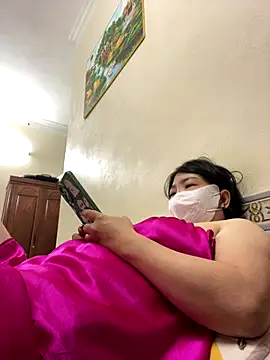 Snapshot of Hachi_Sweetbabie_ chatting on October 19, 2025, 12:13 am Hachi Sweetbabie  online show from October 19, 2025, 12:13 am