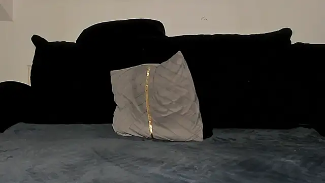 laurasommer online show from February 19, 2026, 5:10 pm