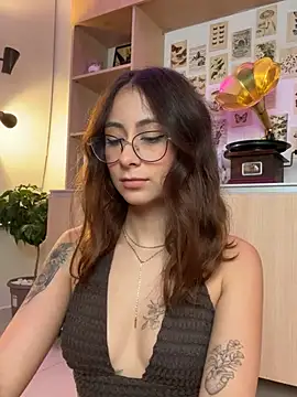juanasnz99 online show from January 27, 2025, 1:37 am