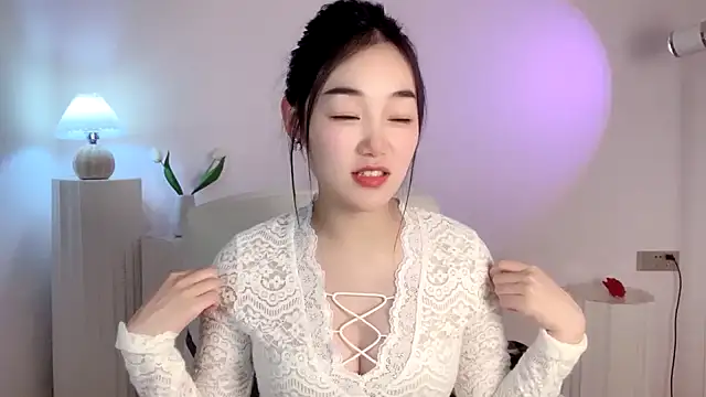 cloud8822 online show from December 13, 2024, 2:27 pm