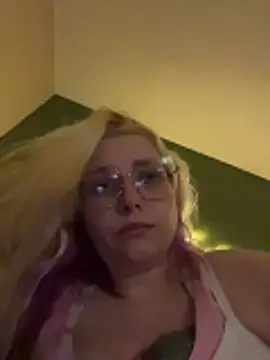 Lalalynn online show from February 22, 2026, 10:17 am